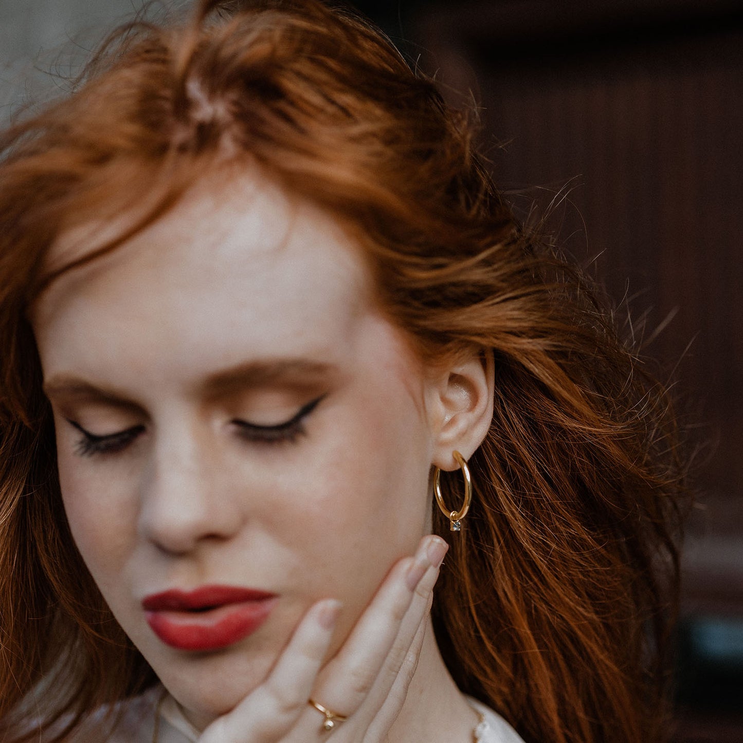 Livia Londen topaas creolen