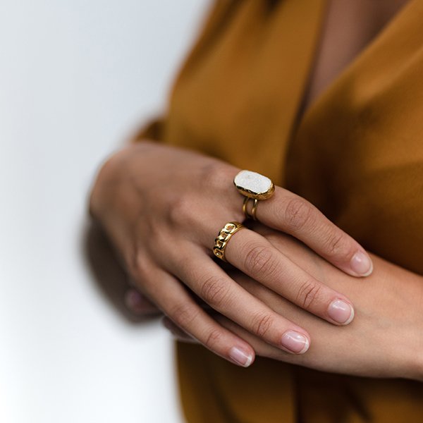 Nina ring